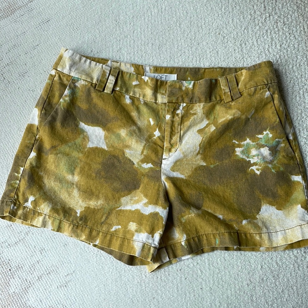 Ann Taylor Loft Shorts Size 8